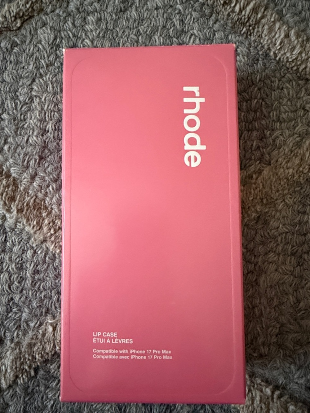 17 PRO MAX rhode lip case sweet pea